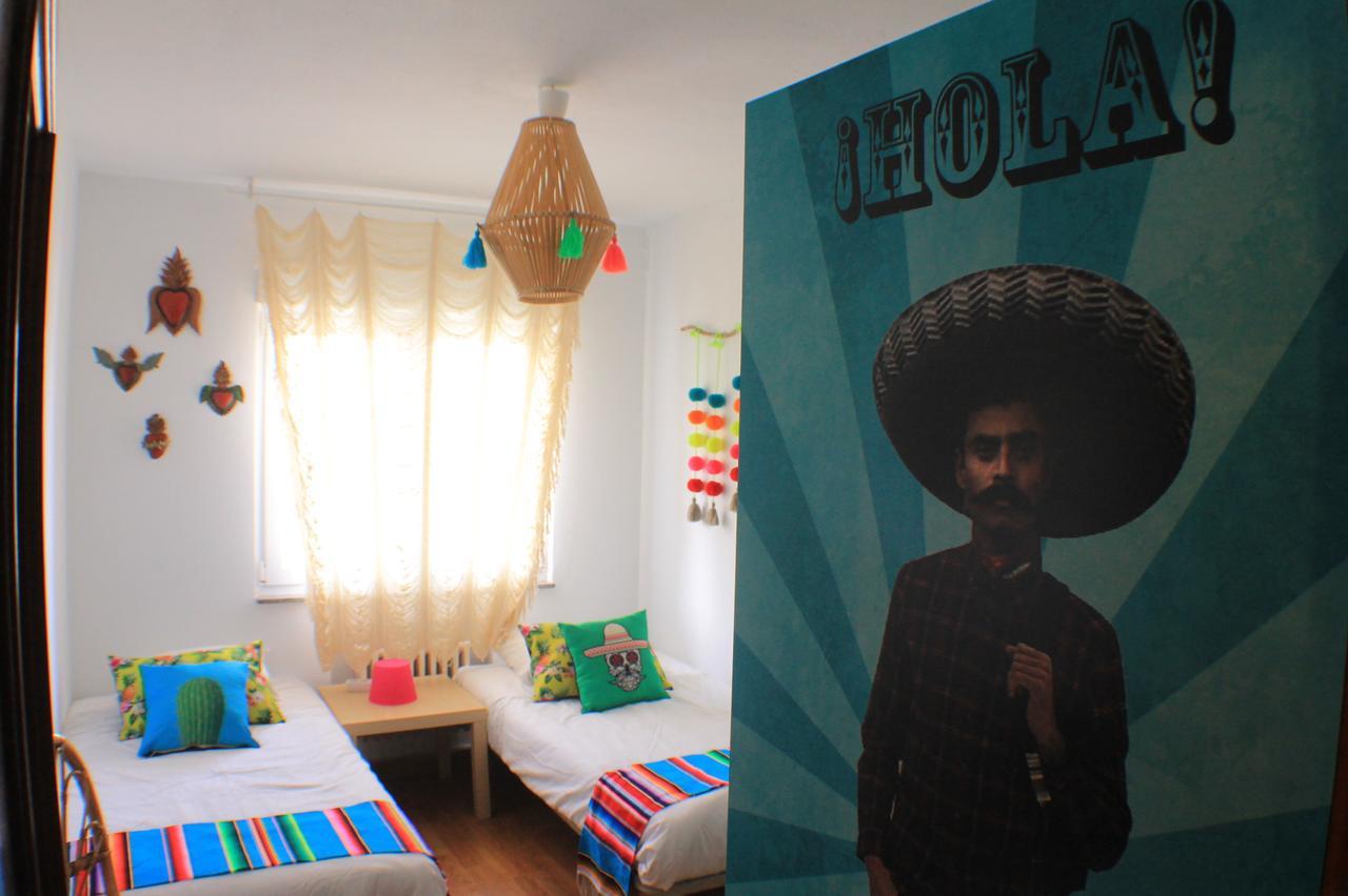 Cactus Bed & Breakfast Salinas Castrillon Exterior photo